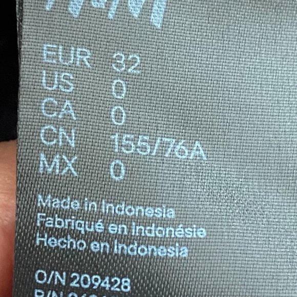 H&M Black Polka Dot Button Down Shirt - Picture 6 of 9